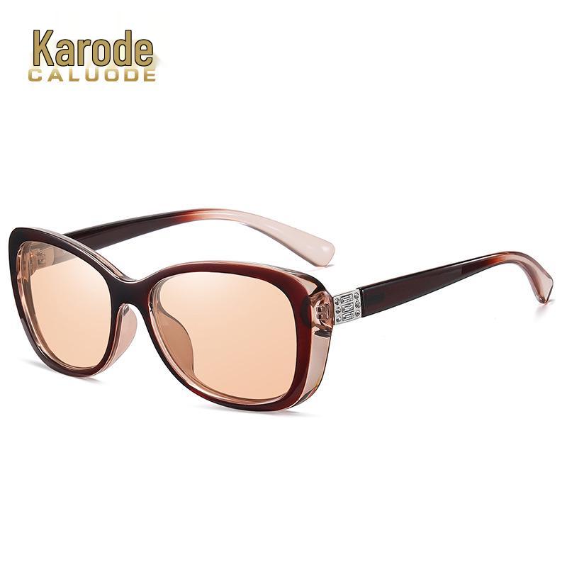 Women's Trendy Polarized Small Frame UV Protection Photochromic Sunglasses 3015