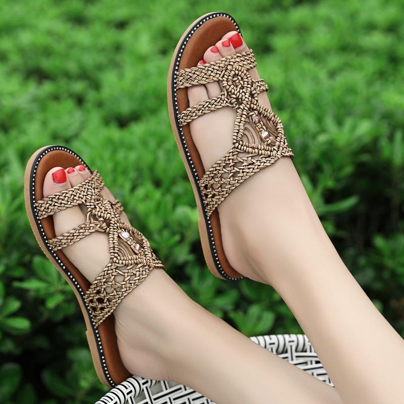Retro vacation style woven cool slippers women's outer wear summer new niche flat sandals