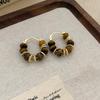 Silver Needle Tiger Eye Earrings - Retro High-End Studs with Niche Versatile Style and Elegant Temperament