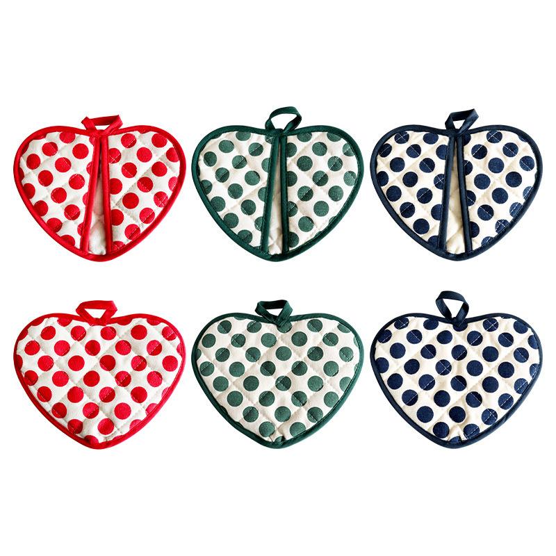 Anti-scalding Gloves for Baking Kitchens, Double-layer Thickened Cotton Heart-shaped Hand Clips, Thermal Insulation Pads, Coasters