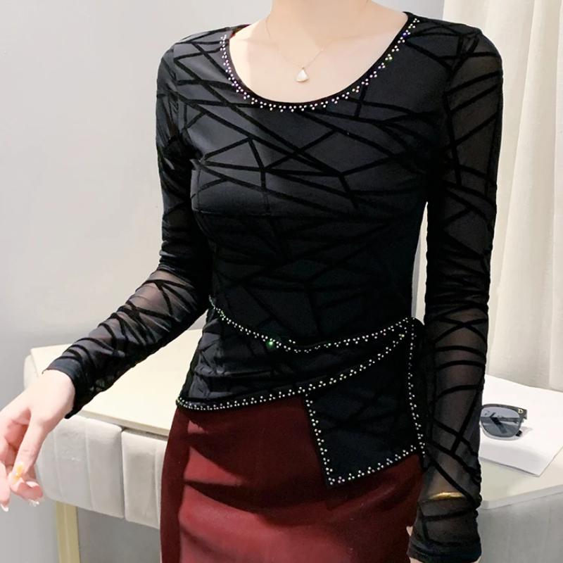 New Long Sleeve Striped Flocking T-shirt Women's O-Neck Hot Diamonds Tees Fashion Irregular Elastic Slim Tops Shirts