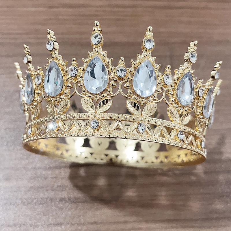 Новая версия простого круглого платья из сплава с большой хрустальной короной. Головной убор принцессы-невесты для церемонии совершеннолетия.