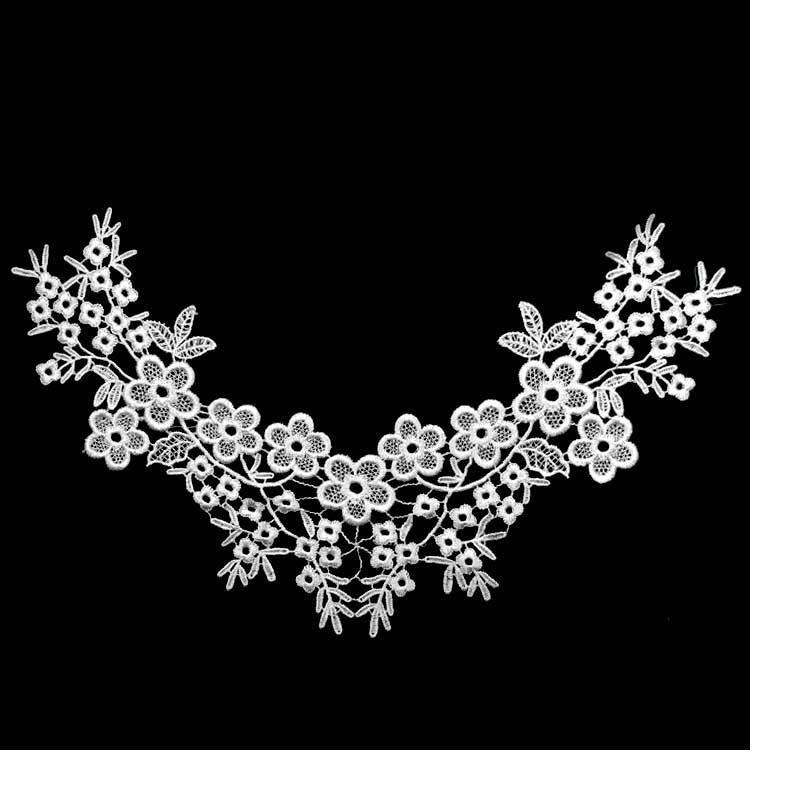 2PCS Water-soluble Lace Embroidery Hollow Corsage Collar Flower DIY Fake Collar Lace Accessories Wedding Dress Collar Decoration