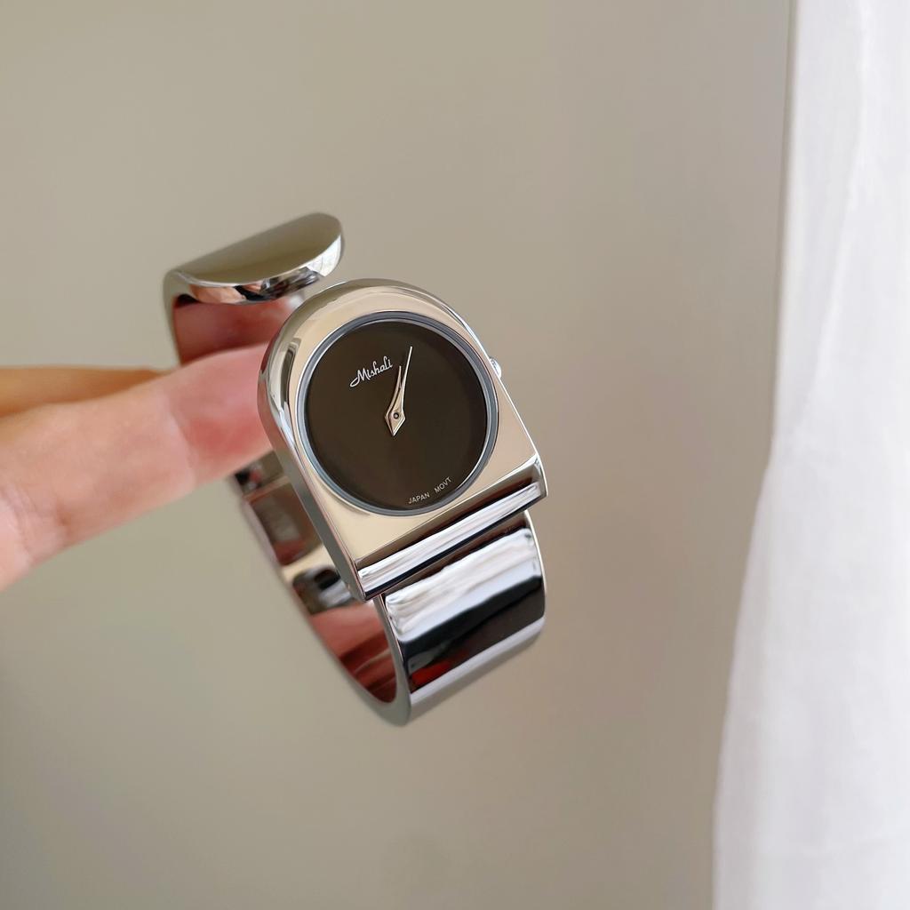 New Fashion Unique Unusual Watch Women's Bracelet Watch Luxury Designer Ladies Quartz Watch Birthday Gift Authentic
