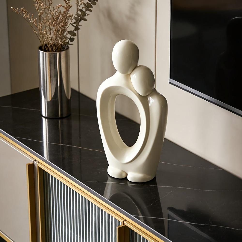 

Couples Embrace Sculptural Ornaments, Love Themed Home Decor Suitable for Living Rooms, Desktops, and Holiday Decorations бежевый