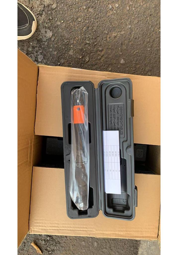 Adjustable Preset Torque Wrench 1/2" & 3/8"