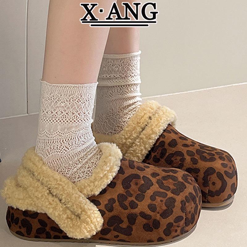 Cowhide version velvet warm cotton shoes, winter thick-soled non-slip lamb wool shoes, and cotton slippers with bags on the outside.