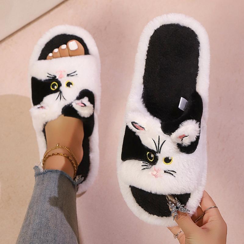 New Fashionable Cartoon Cute Shoes and Warm One-line Furry Slippers