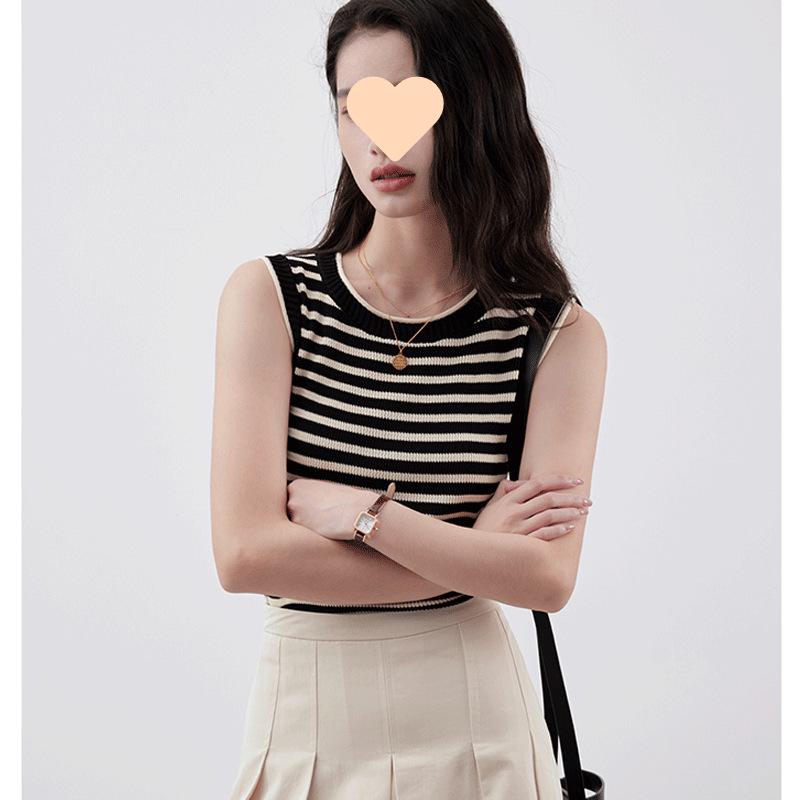 Women's Retro Striped Ribbed Knit Crop Top - Chic Sleeveless Summer Style