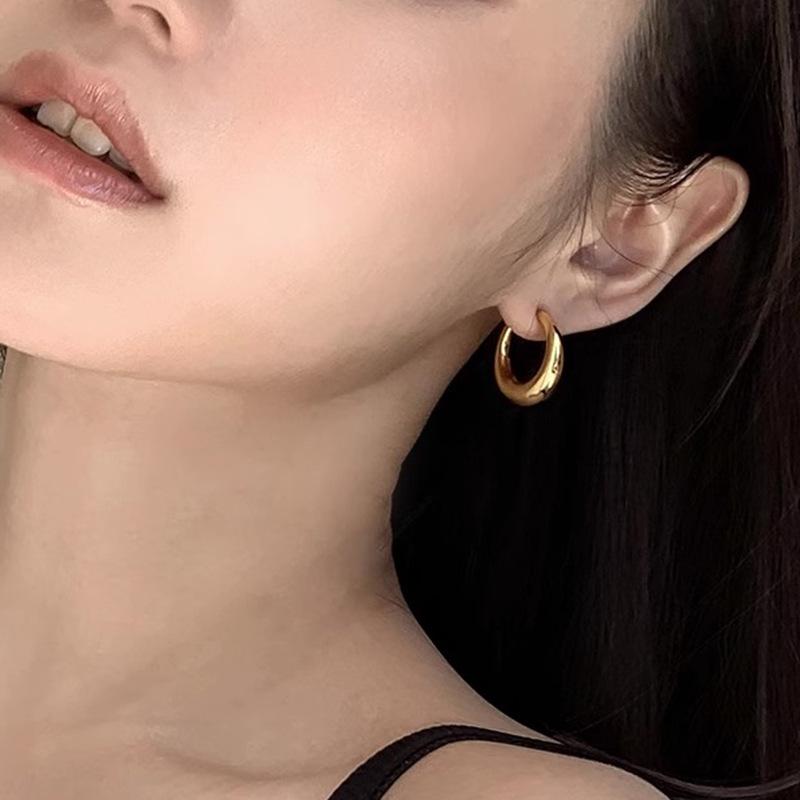 Minimalist C-Shaped Hoop Earrings for Women - European & American Summer Style