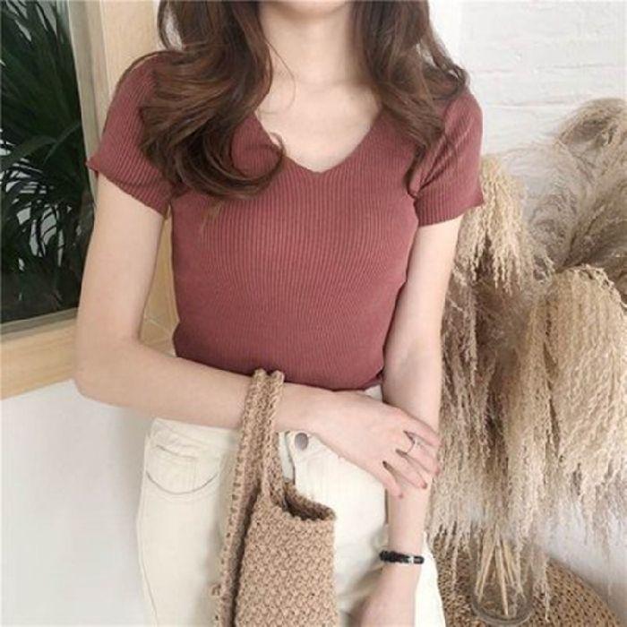 V-neck knitted sweater women's summer ice silk T-shirt new short-sleeved bottoming shirt women's slim top