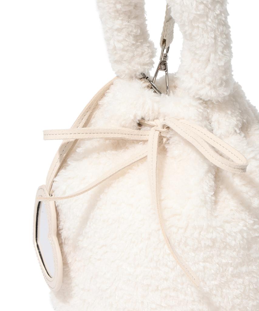 Covernat Woman Clover Heart Fluffy Bucket Bag Ivory