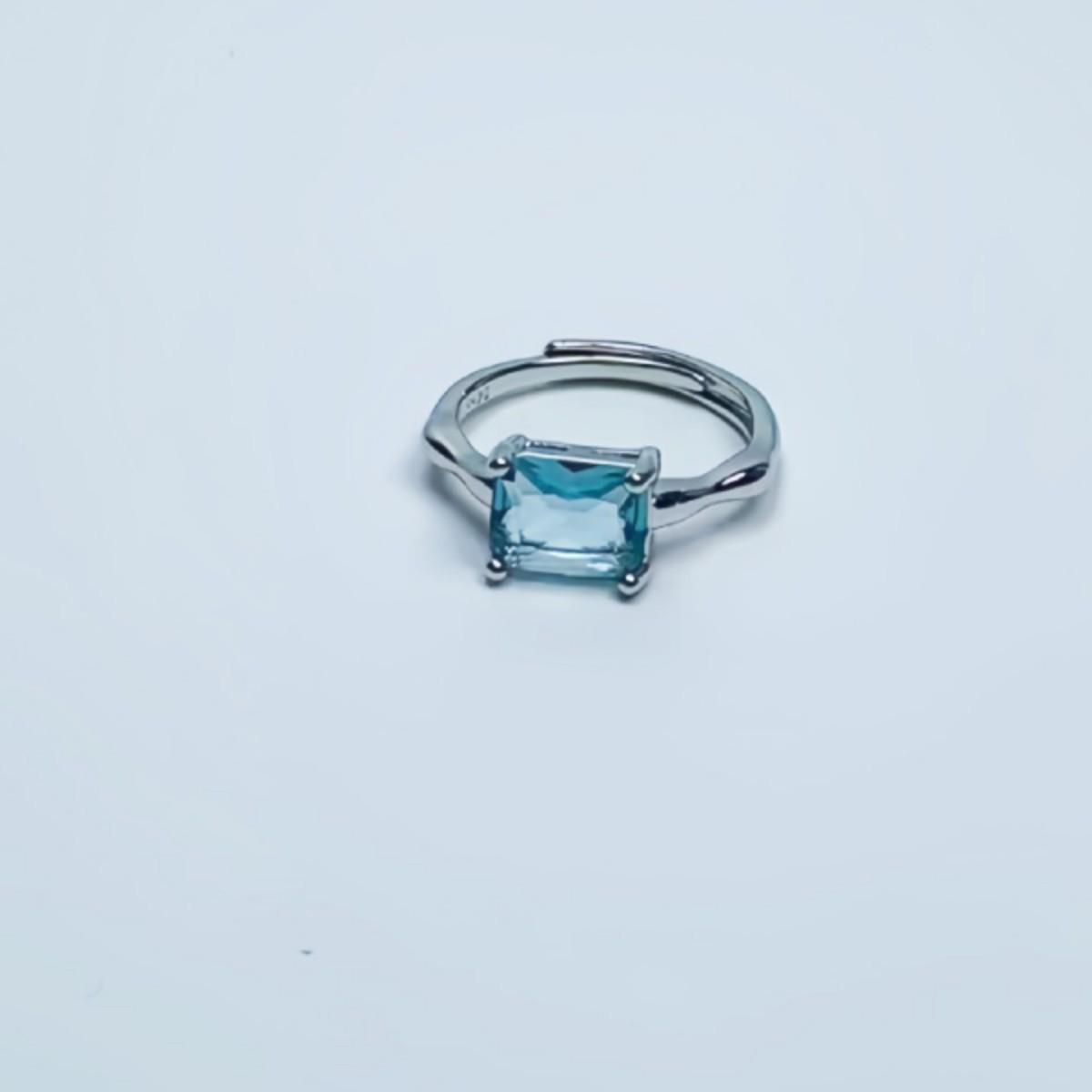 Элегантное синее квадратное кольцо с цирконом в стиле французского легкого люкса