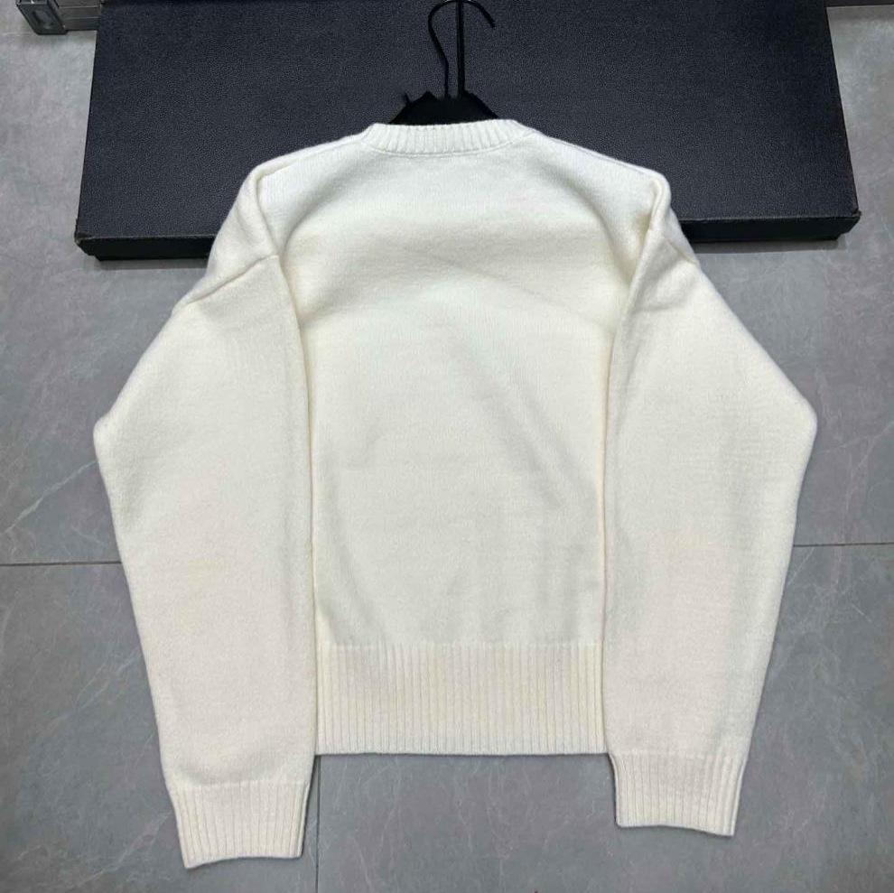 2025 Autumn/Winter Women’s Jacquard Round Neck Sweater - Stylish Loose-Slimming Knit Pullover