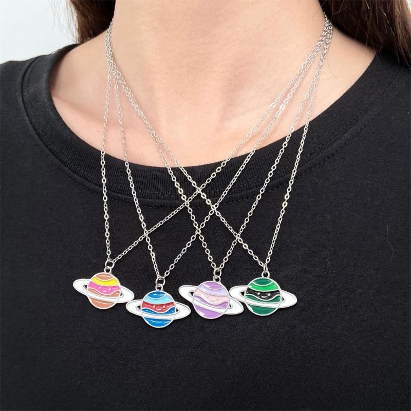 Hip Hop Style Collarbone Chain Planet Pendant Necklace Fashionable and Trendy Neckchain Jewelry Neck Chain Accessories