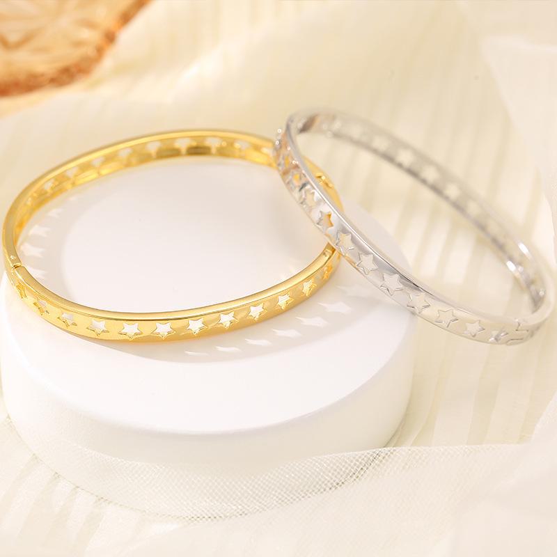 Banyan Tree S925 Silver Star Charm Gypsophila Open Bracelet for Women