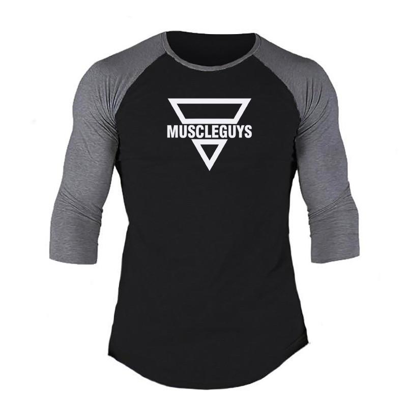 Muscleguys Nowa męska koszulka sportowa na co dzień wczesną jesienią, miękka, przyjazna dla skóry, szyta koszulka z graficznym rękawem o trzech czwartych
