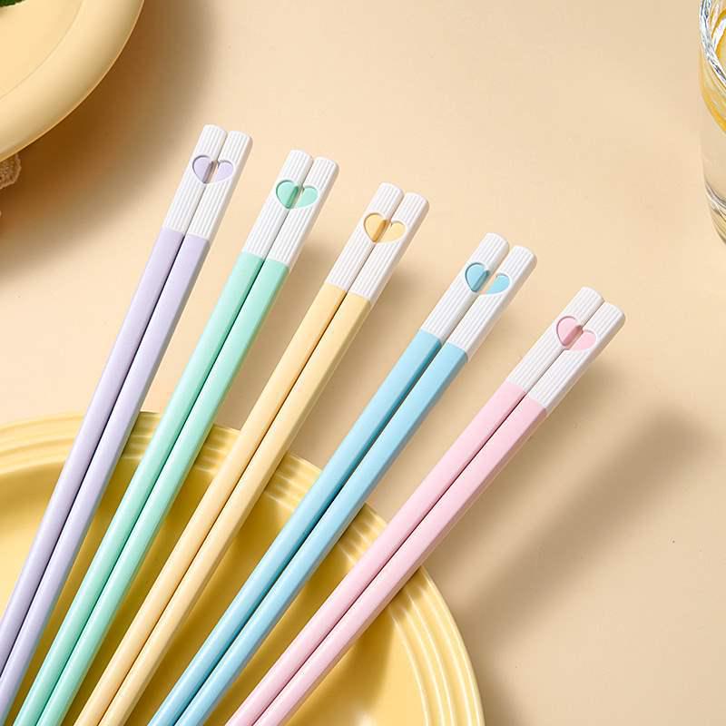 Colorful Heart Chopsticks: Eco-friendly Alloy, Restaurant-Style, One Pair Per Person