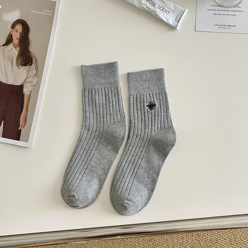 Embroidered Bee Socks Mid-Tube Socks Catwalk The Same Trendy Solid Color Cotton Socks Vertical Striped Double Needle Socks