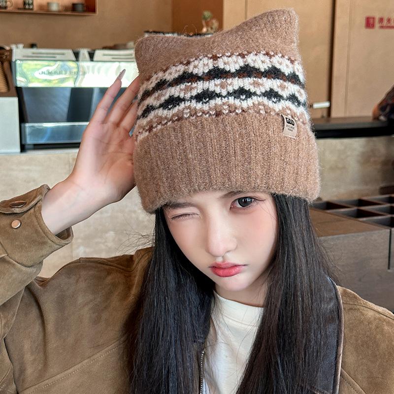 Warm Knitted Hat for Women Warm and Sweet Color Matching Ear Protection Woolen Hat Casual and Versatile Cold Proof Pullover Hat
