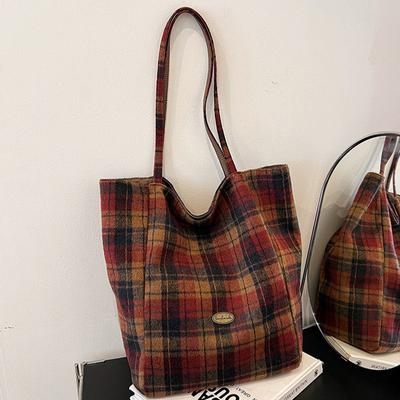 New Tote Bag Large Capacity Women's Niche Plaid Commuter Handbag Shoulder Bag Underarm Bag