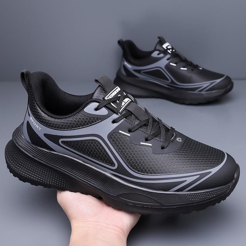 Large size men's shoes 2025 new fashion outdoor street travel casual shoes men's fly-woven mesh breathable sports shoes