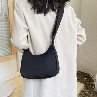 Exquisite Women Shoulder Bag Solid Color Armpit Designer Underarm Bags Leisure Ladies Crescent Daily Dumpling Bags
