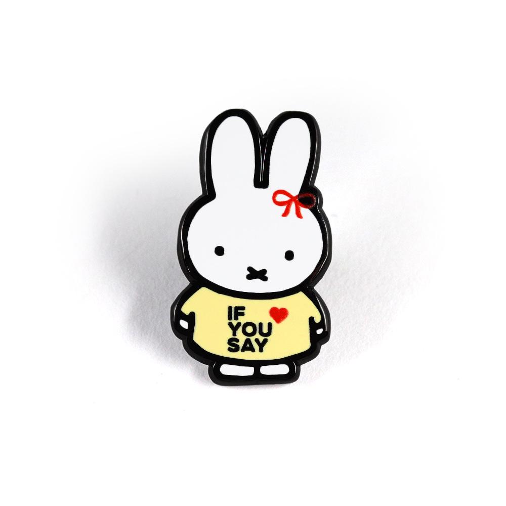 White Rabbit Love Slogan Enamel Brooch: Classic Cartoon Pin for Fashionable Collars