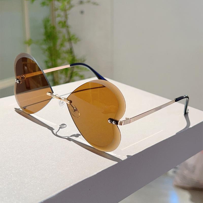 Rimless Butterfly Shaped Sunglasses Women  New Fashion Vintage Outdoor Shades Trendy Brand Design Casual Sun Glasses