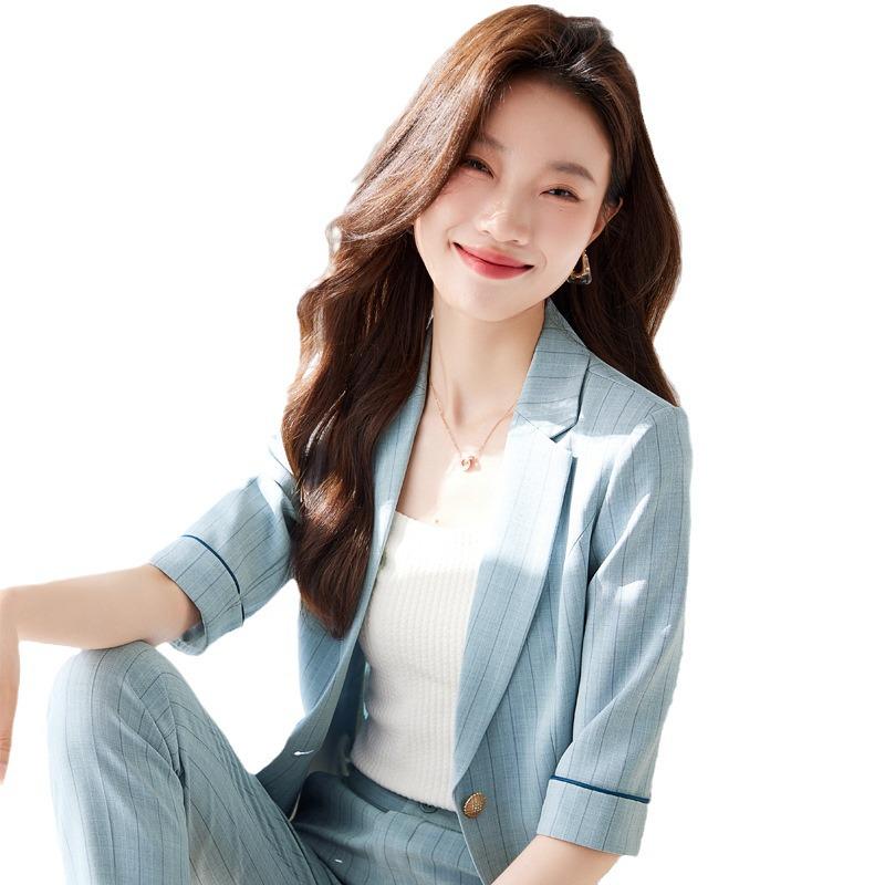 Spring/Summer 2024 Women's Petite Mid-Sleeve Striped Suit Set