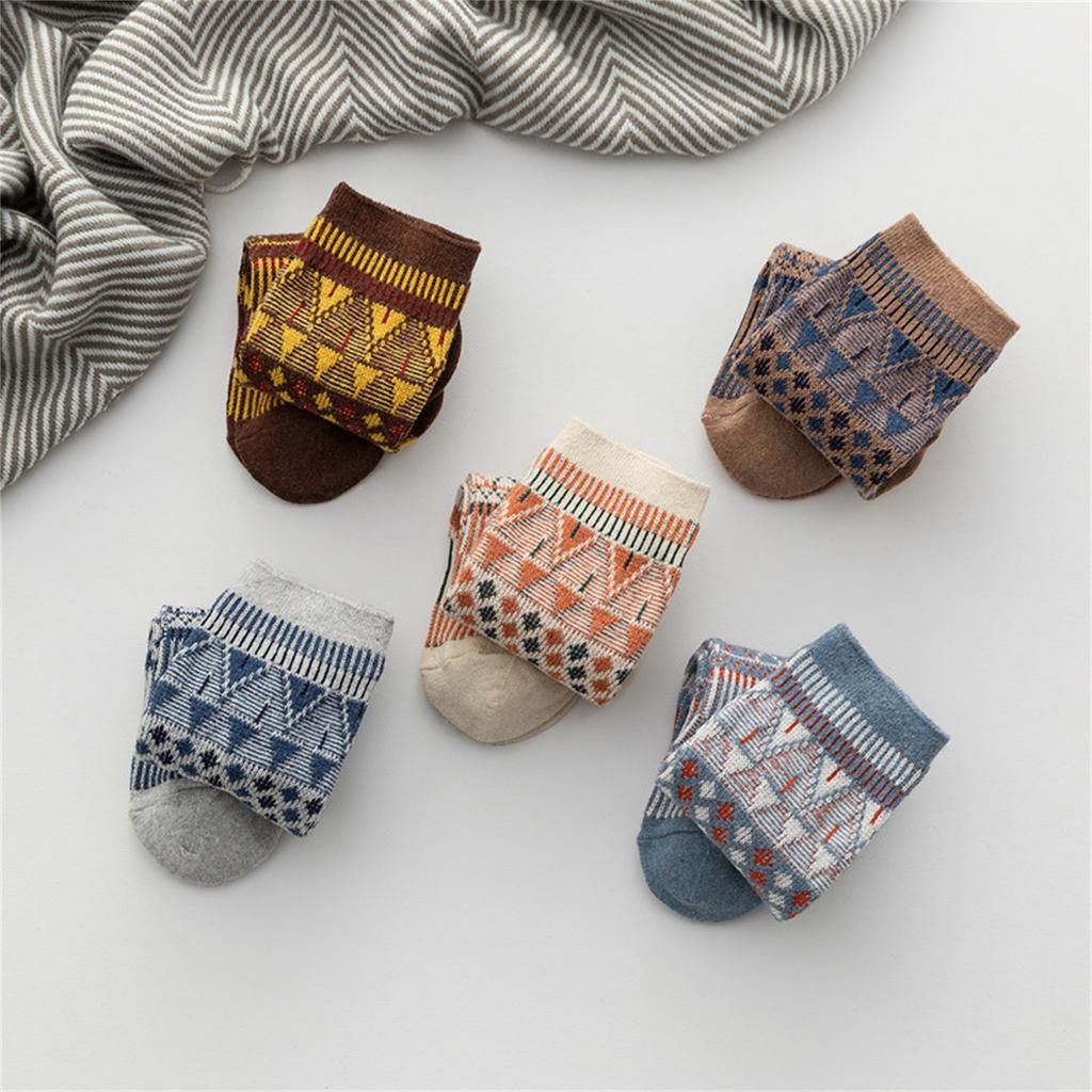 Women Girls Fashion Strip Print Cotton Street Middle Tube Socks Stockings