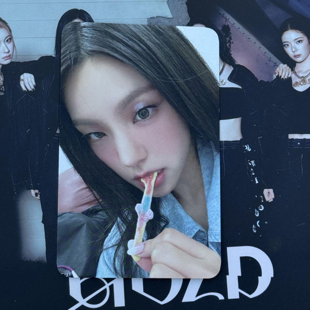 

[USED] itzy trading card Sanok GOLD pre-recorded Yeji 2nd week