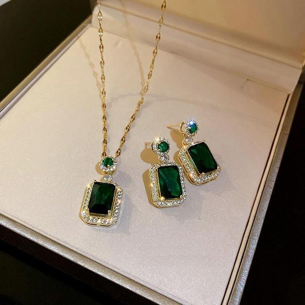 Ensembles 4PCS Exquis Carré Strass Collier Boucles d'Oreilles Bague Ensemble de Bijoux Charme Bijoux Dames Mode Cadeaux de Mariée