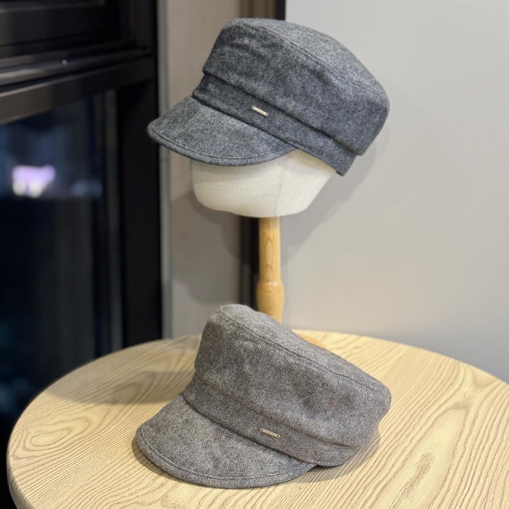 New high-quality wool beret for women, fashionable newsboy cap for autumn and winter, high crown design to make the face appear smaller, duckbill cap