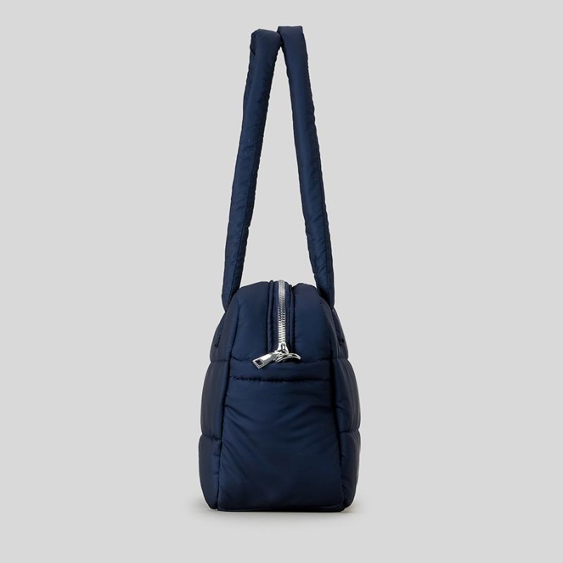 Outdoor Portable Quilted Quilted Tote Bag Wide Shoulder Strap Single Shoulder Crossbody Bag Large Capacity Travel Bag