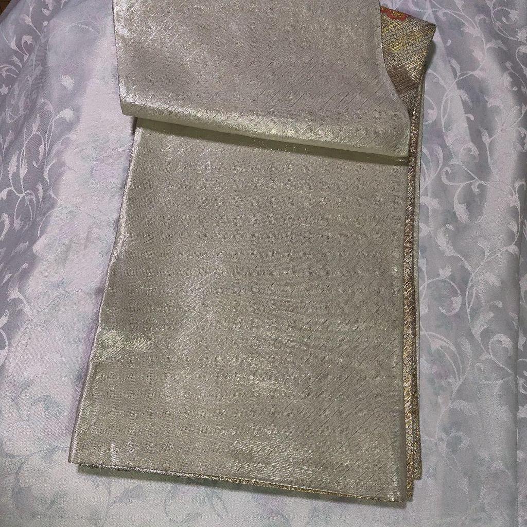Used Fukuro Obi (a Type of Kimono Sash) with Gold and Silver Threads, Featuring Butterfly and Cherry Blossom Patterns, Suitable for Formal Occasions.