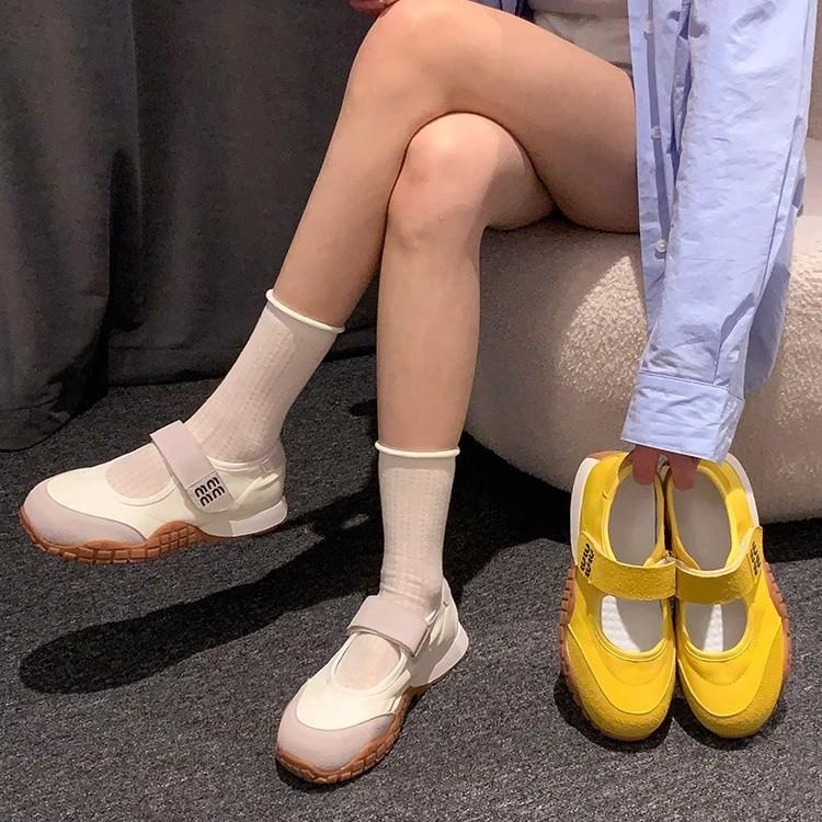 Spring new non-slip thick-soled casual round head Velcro heightening and slimming retro women's shoes