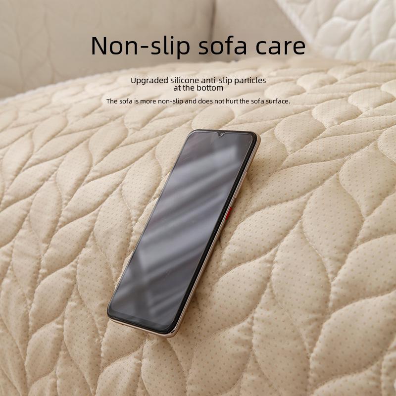 Jiajia Plush Sofa Cushion: Simple Retro Design for Autumn and Winter