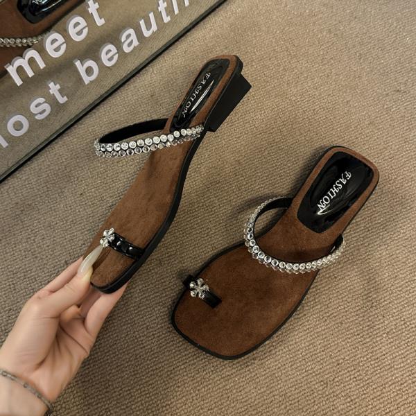 Fashion Shoes Woman's Slippers Glitter Slides Square Toe Rubber Flip Flops Shale Female Beach 2025 Jelly Hawaiian Sabot Soft Crystal