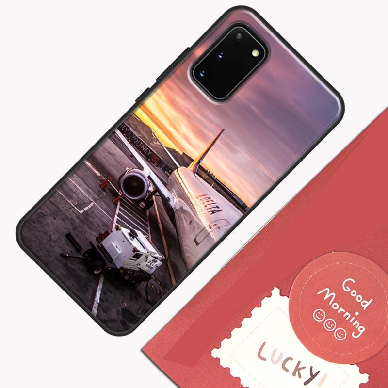 Airplane Flying Into The Sunset Phone Case For Samsung Galaxy S26 S25 Ultra S20 S21 S22 S23 S24 S10 Plus S25 FE Cover Shell