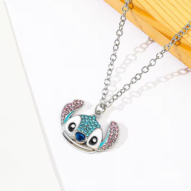 

Cartoon Stunning Rhinestoneembellished Necklace Ideal For Trendy Holiday Gifts