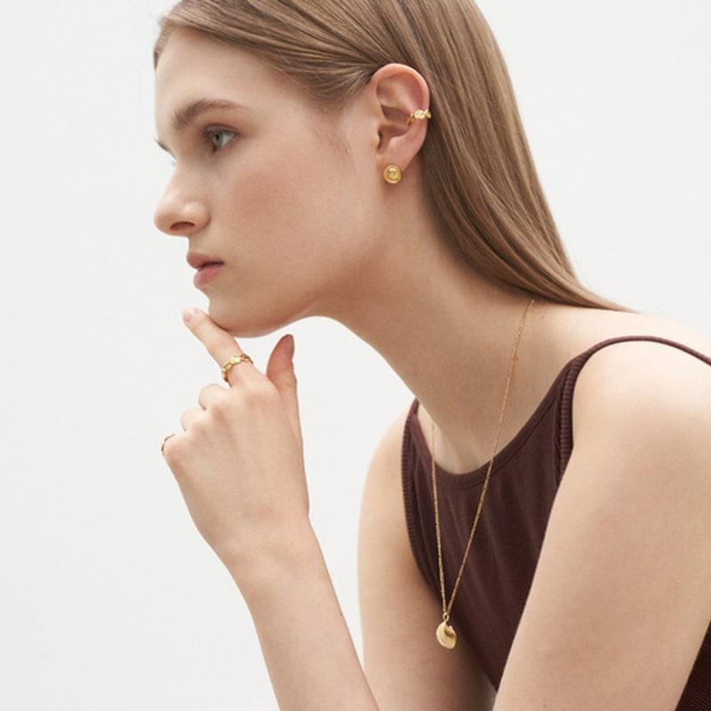 cotoit Button Earrings