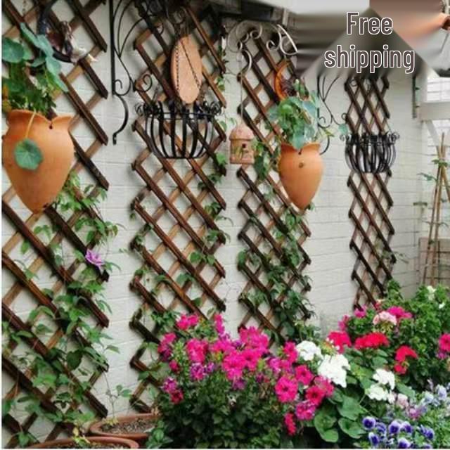Expandable Carbonized Wood Lattice Fence for Climbing Plants and Courtyard Decoration