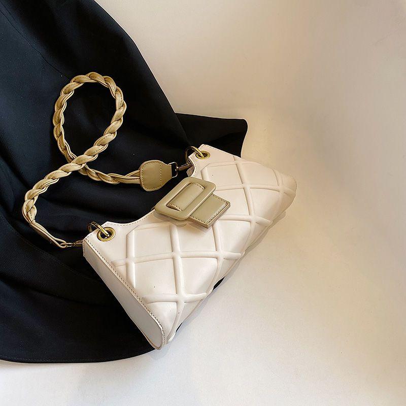 Women's Bag One Shoulder Crossbody Armpit Bag High-end Texture Summer Fashion