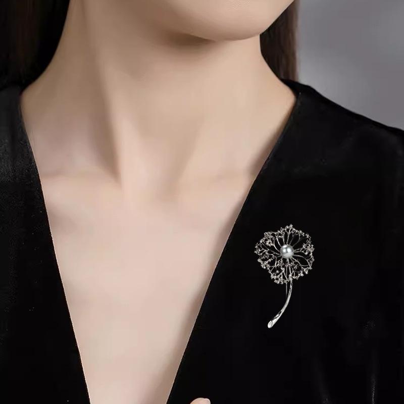 Atmospheric Romantic Dandelion Corsage High-End Femininity Pearl Snowflake Brooch Niche Design Pin With Jewelry