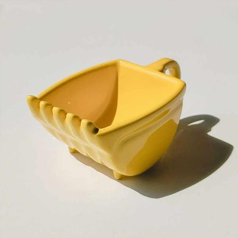 1Pc Creative 3D Excavator Bucket Model Cafe Coffee Mug With Spade Shovel Spoon Funny Digger Ashtray Cake Container Tea Cup