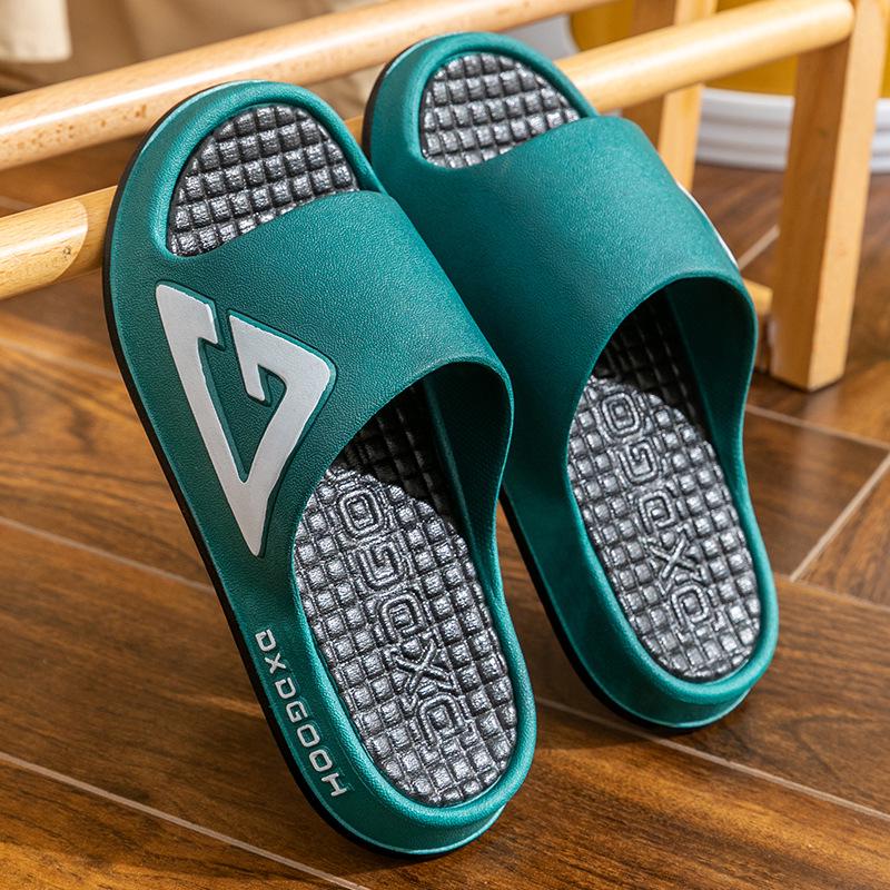Non-Slip Trendy Summer Slippers for Big Kids and Boys – Indoor/Outdoor Use