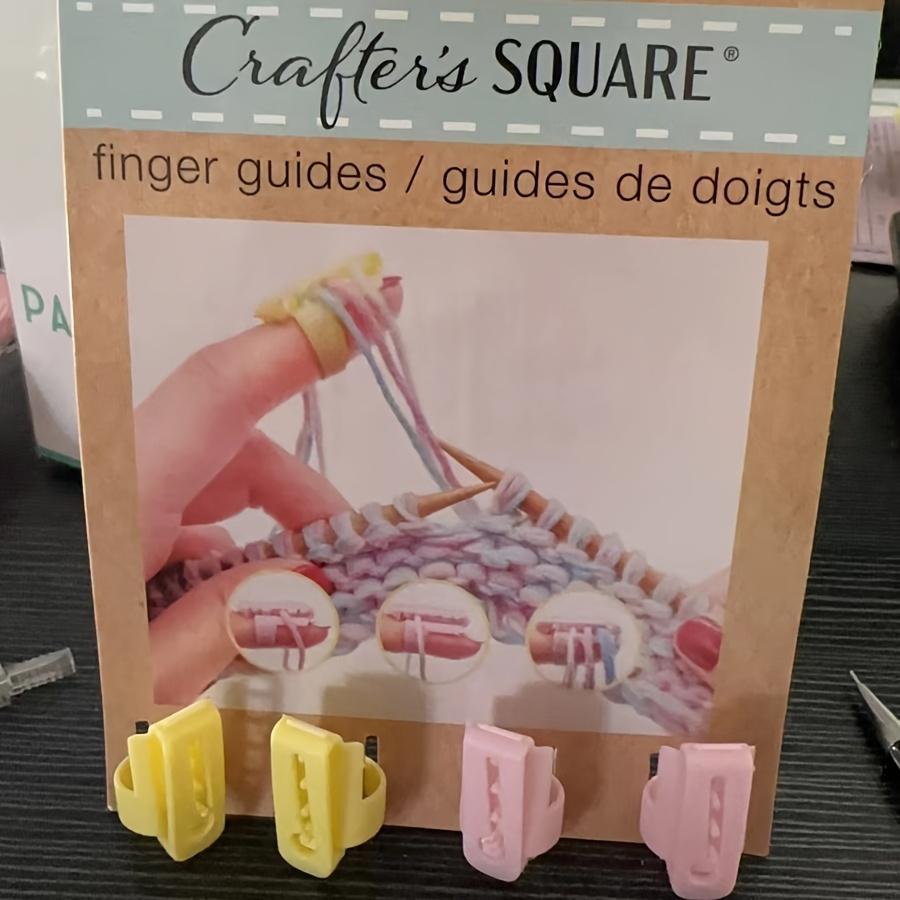 3pcs Random Color Knitting Yarn Organizer DIY Knit Sweater Finger Cots, Plastic Finger Cots, Yarn Guide, Yarn Holder