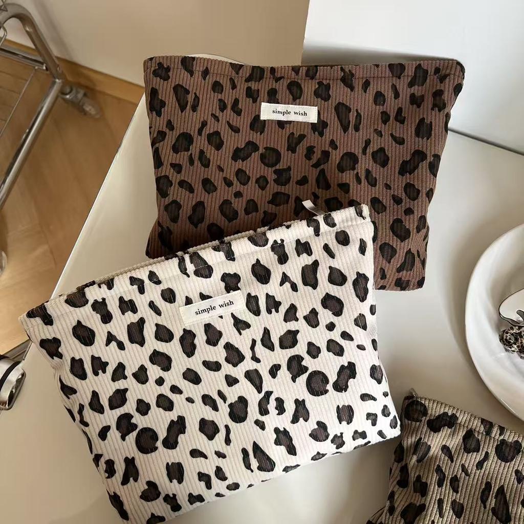 Vintage Corduroy Leopard Print Cosmetic Bag for Girl Female Large Women's Clutch Makeup Organizer Handbag Fashion Toiletry Case