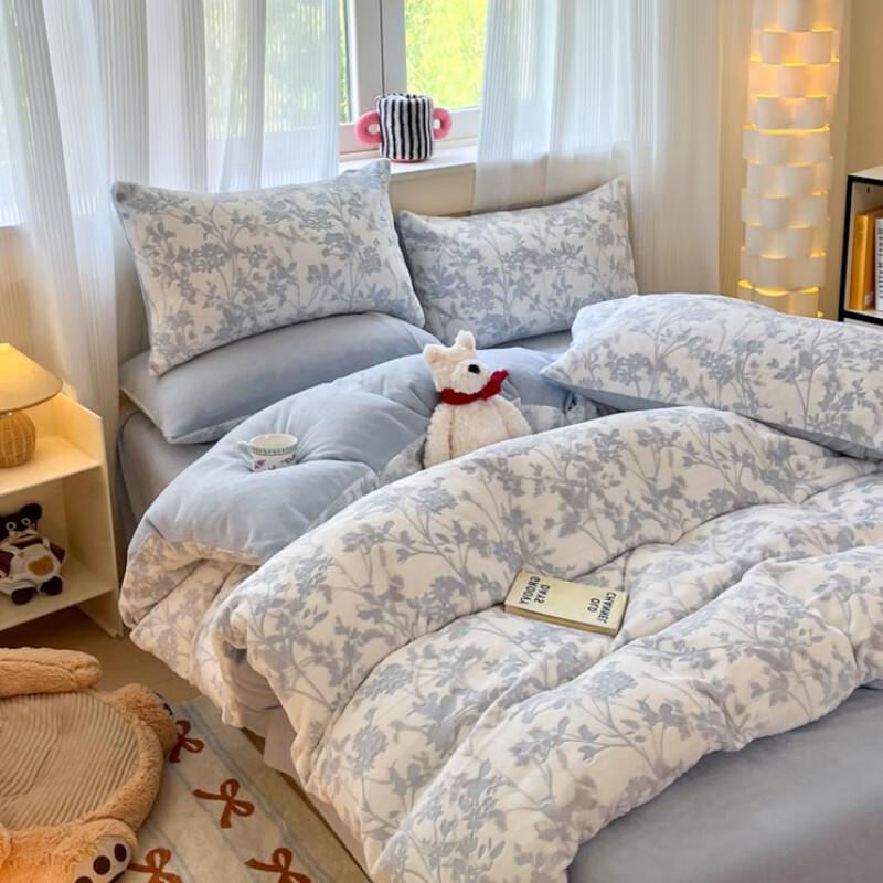 Qingjiu Fang Thick Milk Velvet 4-Piece Fitted Sheet Bedding Set